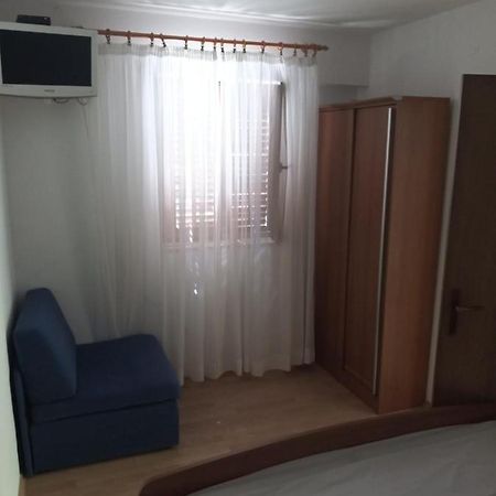 Kontin 2 Apartment Stari Grad  Luaran gambar